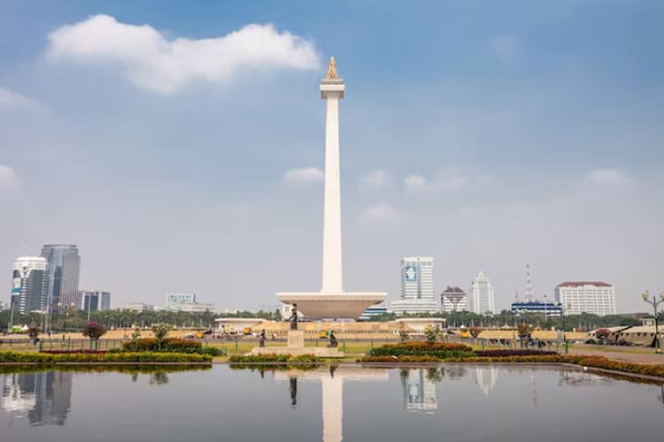 Paket Wisata Bandung - Jakarta Tour